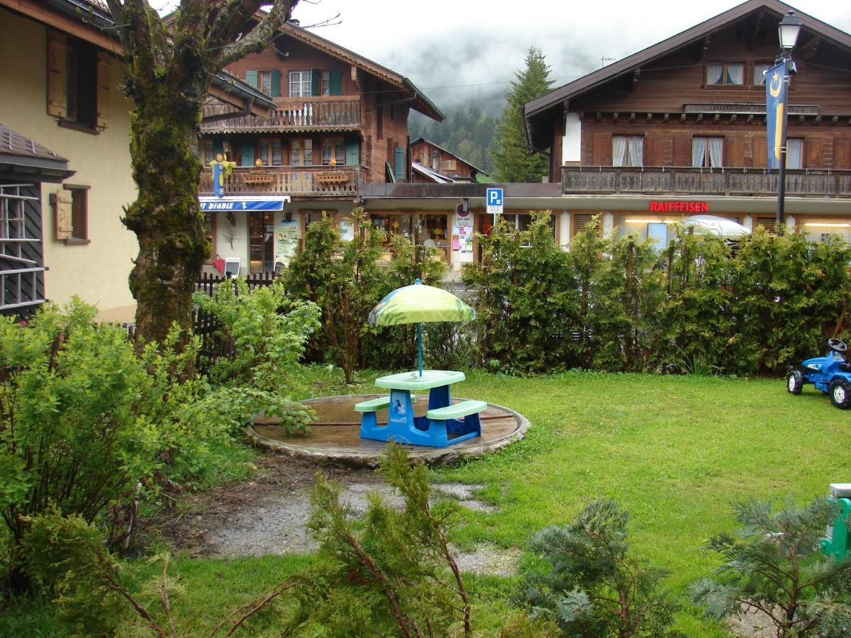 Auberge De La Poste Les Diablerets Exterior foto
